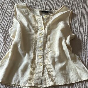 Liz Claiborne Cream Button-Down Sleeveless Shirt